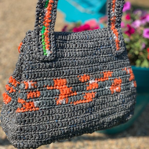 Crochet plarn cross body bag.  Handmade from recycled retail plastic bags. - Picture 2 of 5